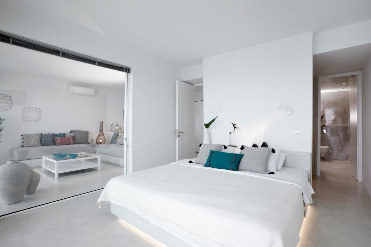 Infinite Blue Luxury Suites Fira  Exterior photo
